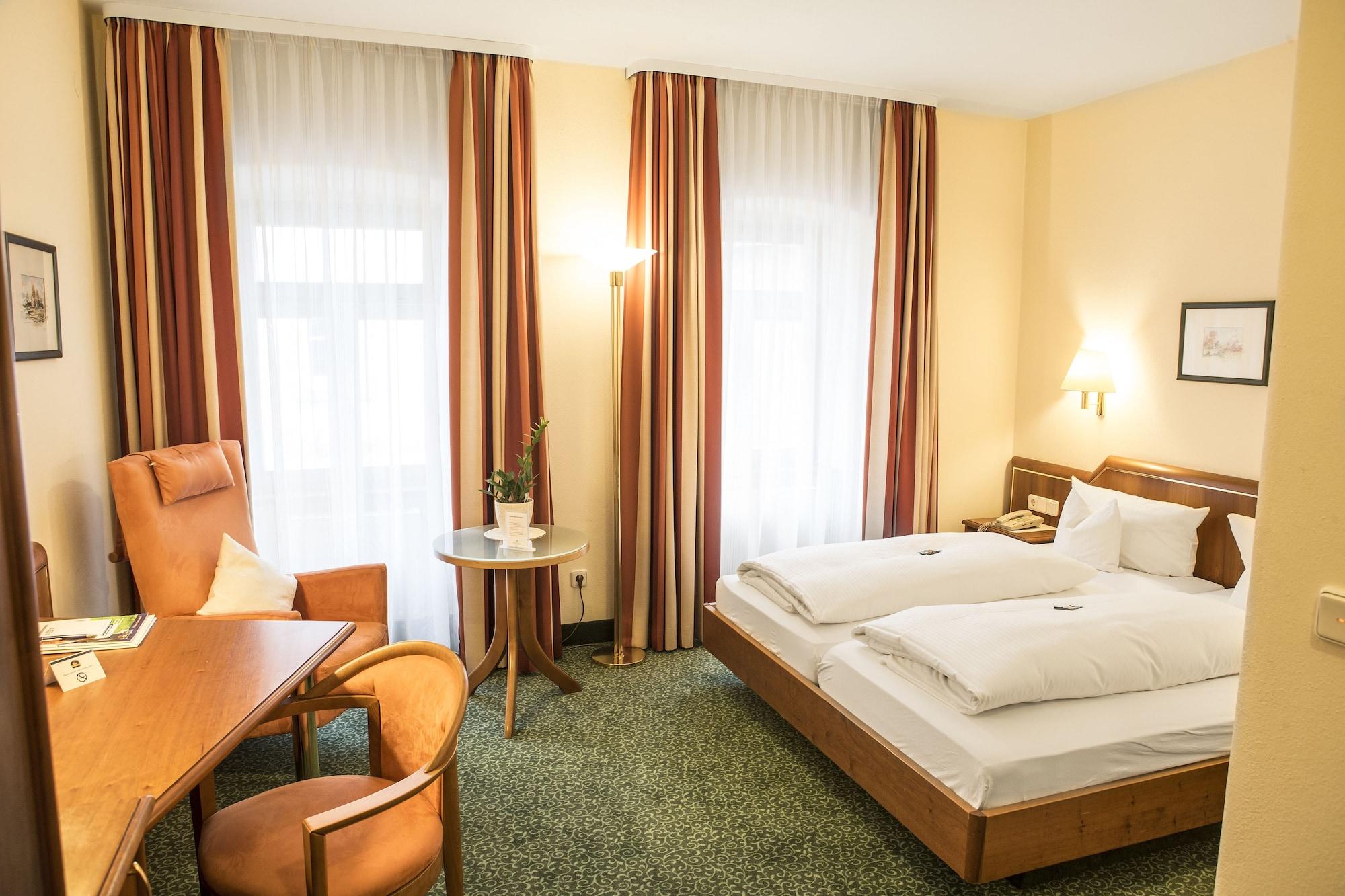 Hotel Weisses Lamm فيتسوخهيم المظهر الخارجي الصورة