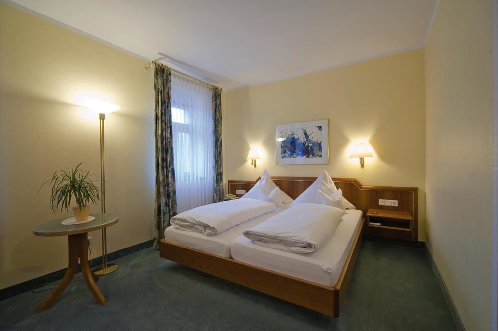 Hotel Weisses Lamm فيتسوخهيم الغرفة الصورة